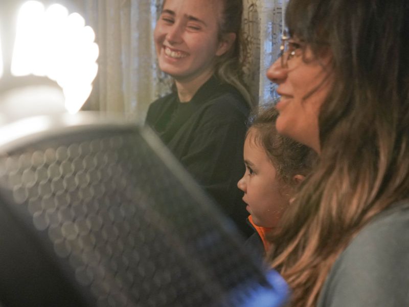 Imagen: Clara (equipo) y Raquel.